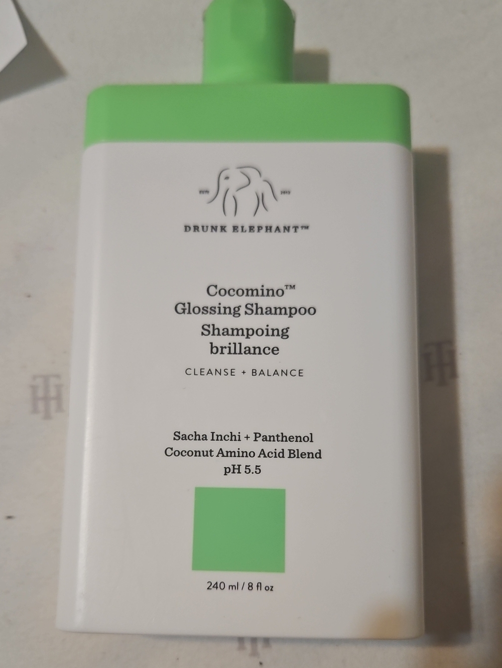 Drunk Elephant Cocomino Glossing Shampoo - Light Green & White
